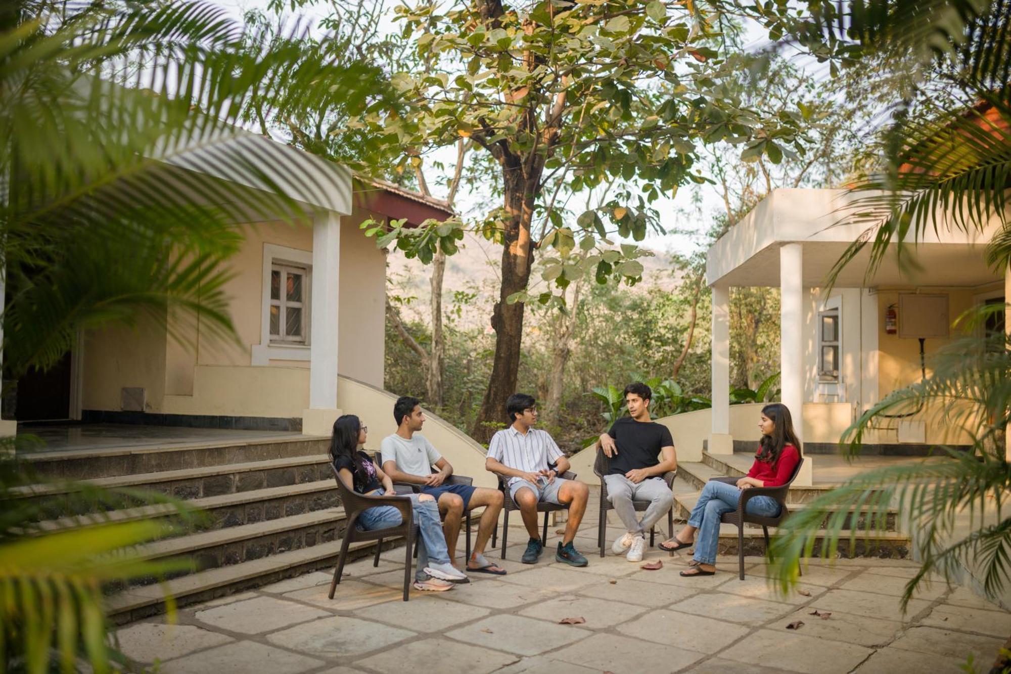 Modi'S Resort, Karjat Exterior foto